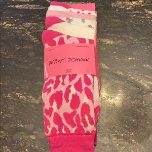Betsey Johnson 5 pairs of socks